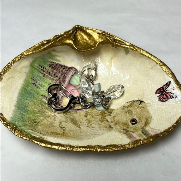 Handmade Decoupage Easter Trinket Dish Shell - Picture 7 of 8